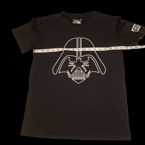 Under Armour Youth XS Star Wars Darth Vader Athletic Shirt - Picture 4 of 5